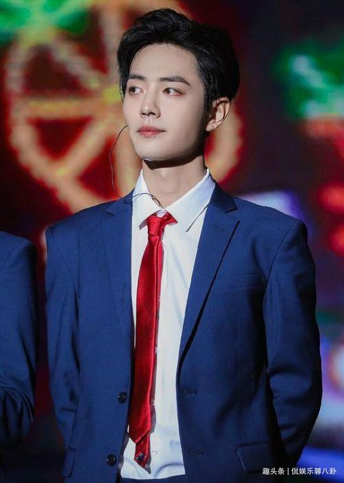 肖战路演爆料视频大全集,精彩瞬间大盘点，独家视频大全集回顾